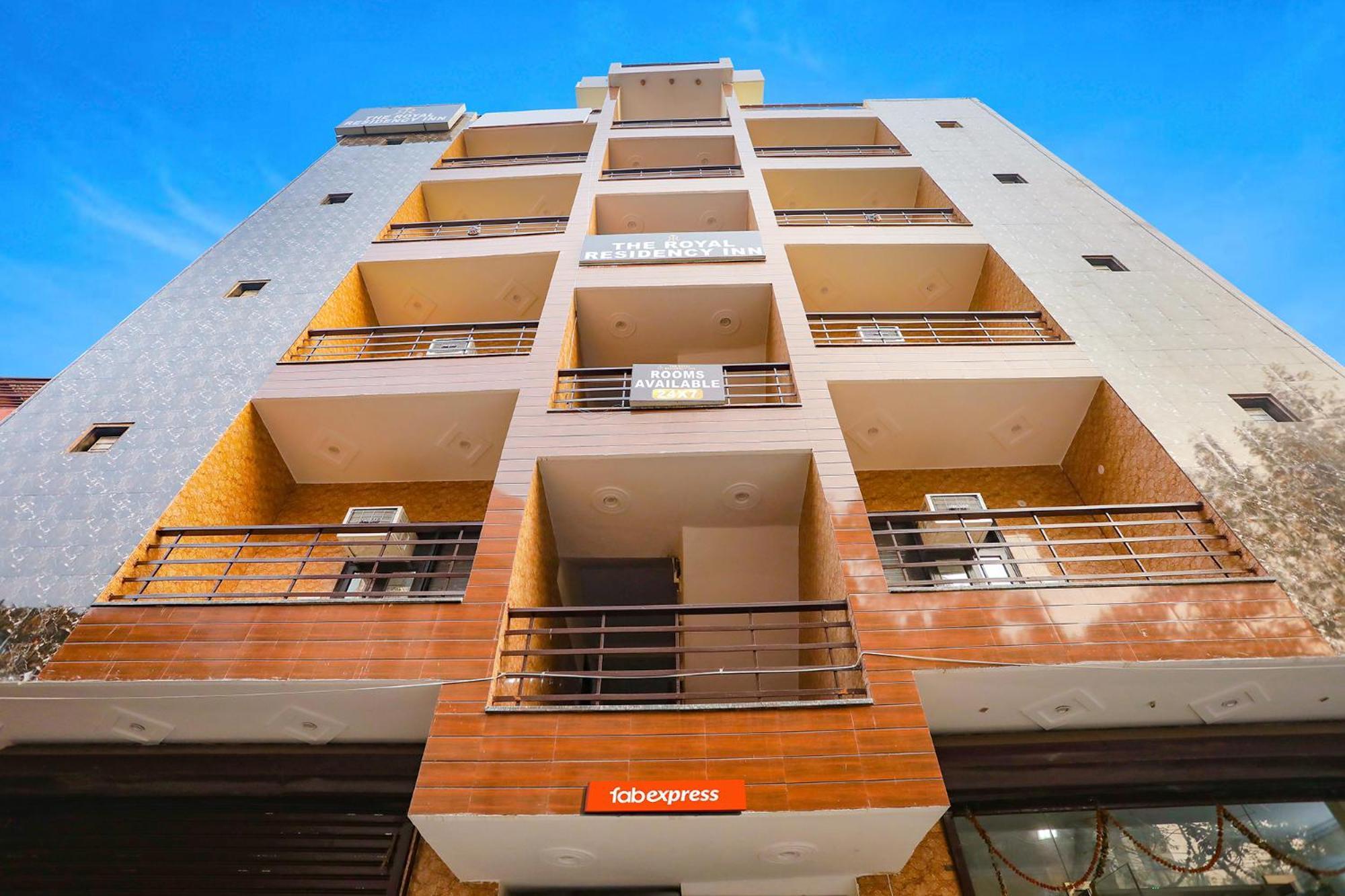 Fabexpress Asp Royal Residency Inn- Janakpuri Delhi  Eksteriør billede