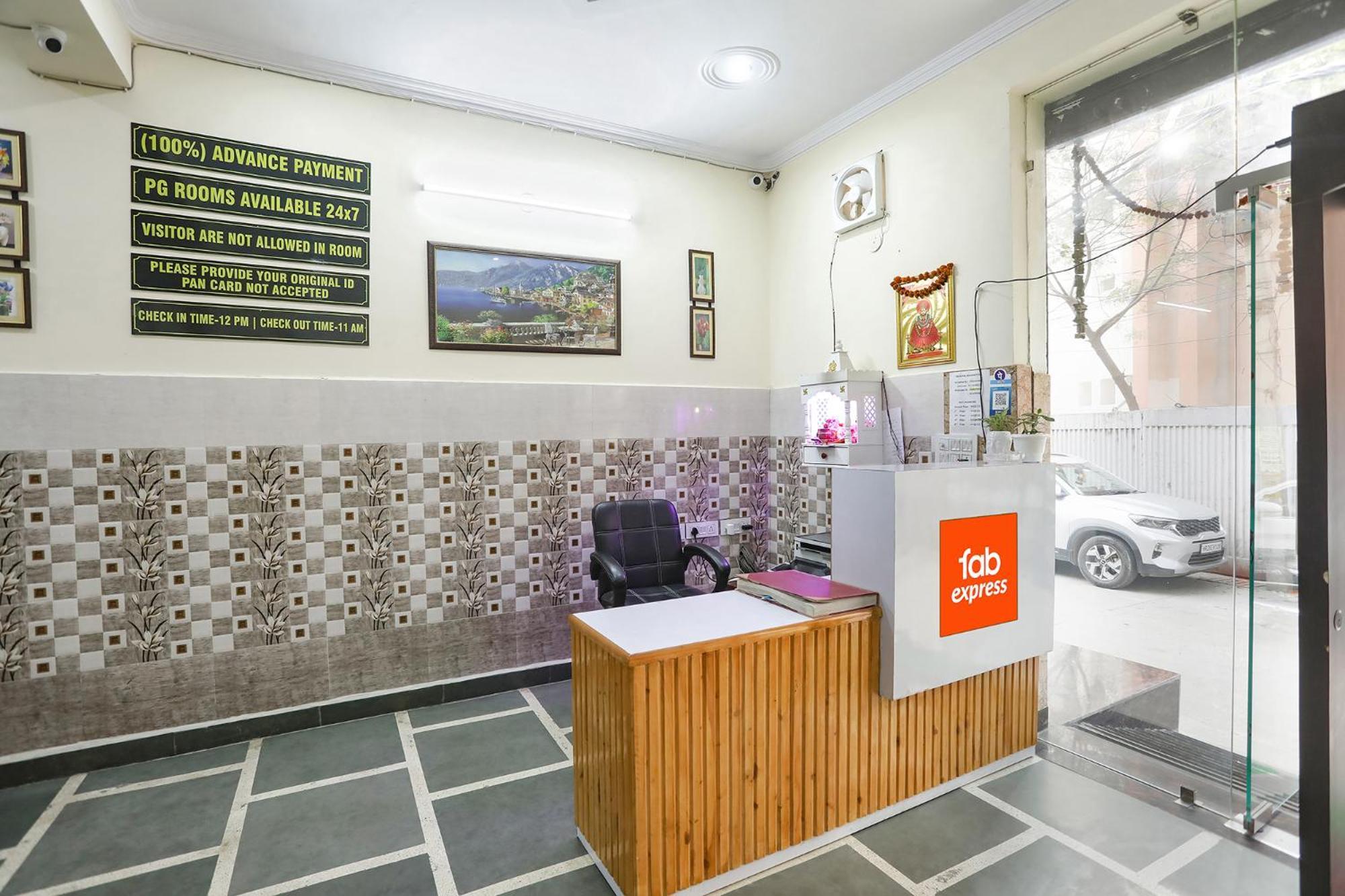 Fabexpress Asp Royal Residency Inn- Janakpuri Delhi  Eksteriør billede