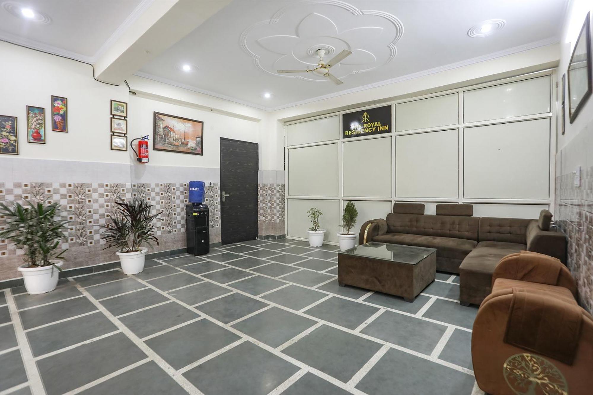 Fabexpress Asp Royal Residency Inn- Janakpuri Delhi  Eksteriør billede