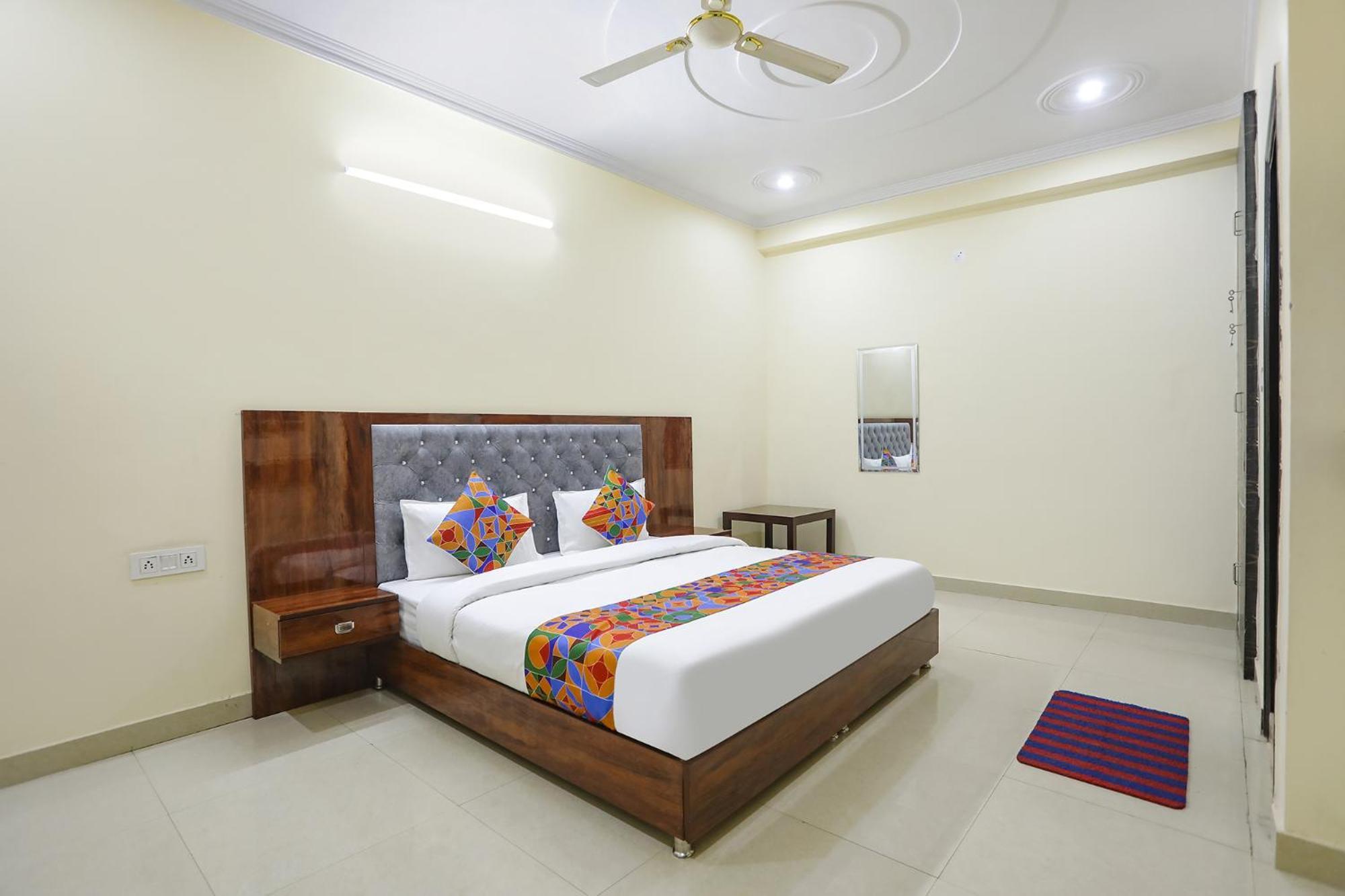 Fabexpress Asp Royal Residency Inn- Janakpuri Delhi  Eksteriør billede